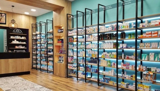 The Meeting Point of Health and Technology: Electronic Shelf Labels in Pharmacies